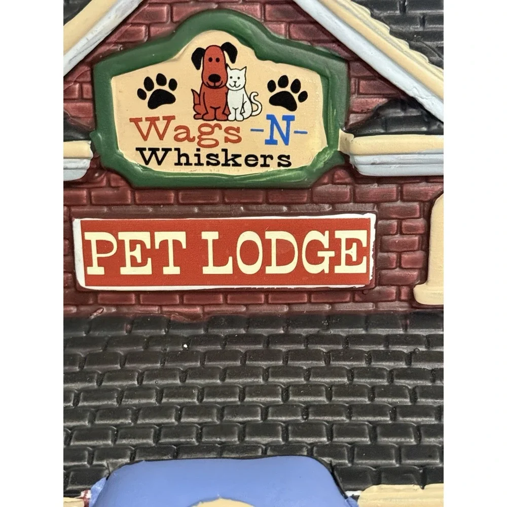 Lemax Coventry Cove Wags N Whiskers Pet Lodge Christmas Village Lighted 2015 Box